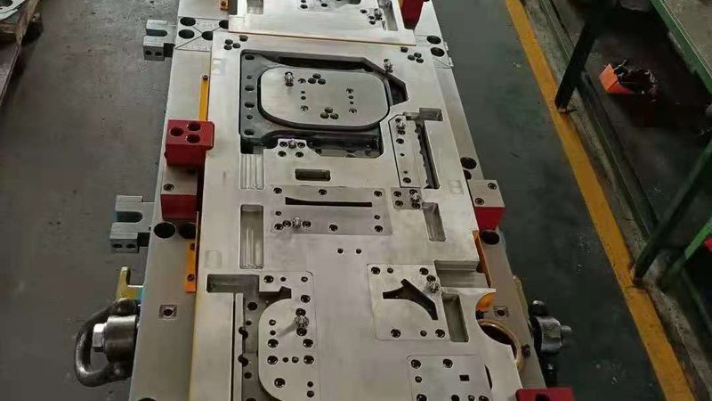 塑胶模具试模：关键步骤与常见问题解析**